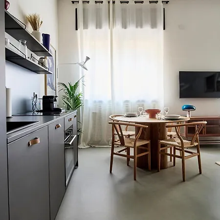 Apartment Architect-designed Flat - Lambrate Milan