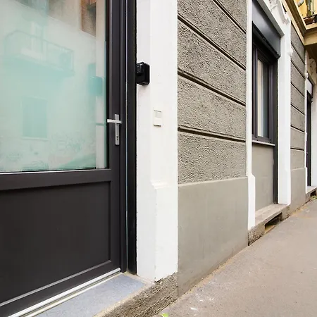 Architect-designed Flat - Lambrate Apartment Milan