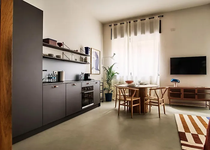 Architect-designed Flat - Lambrate 아파트 *